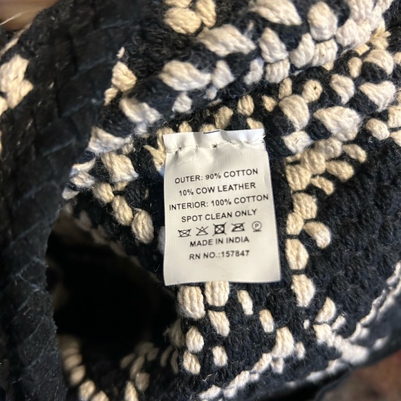 Large B&W tote/shopping bag - Picture 6 of 8